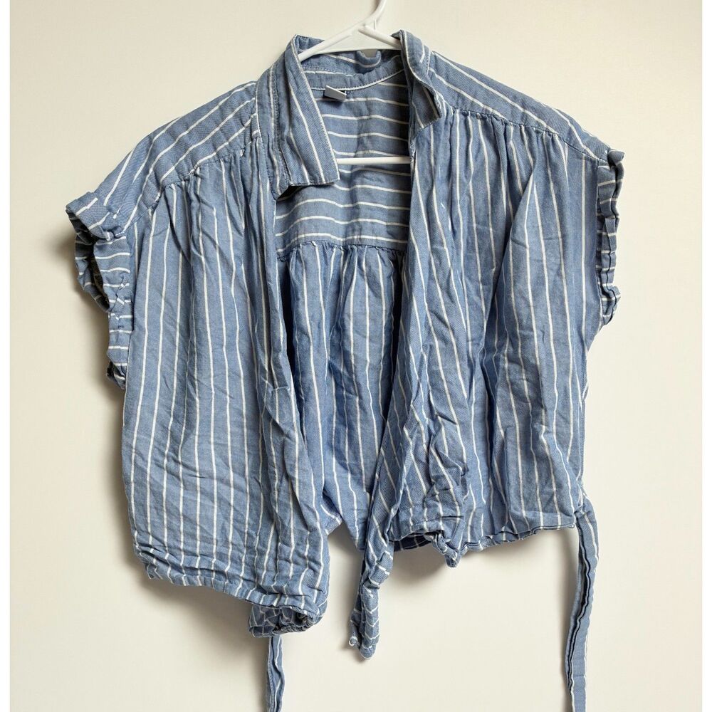 Cropped Striped Front-Tie Shirt